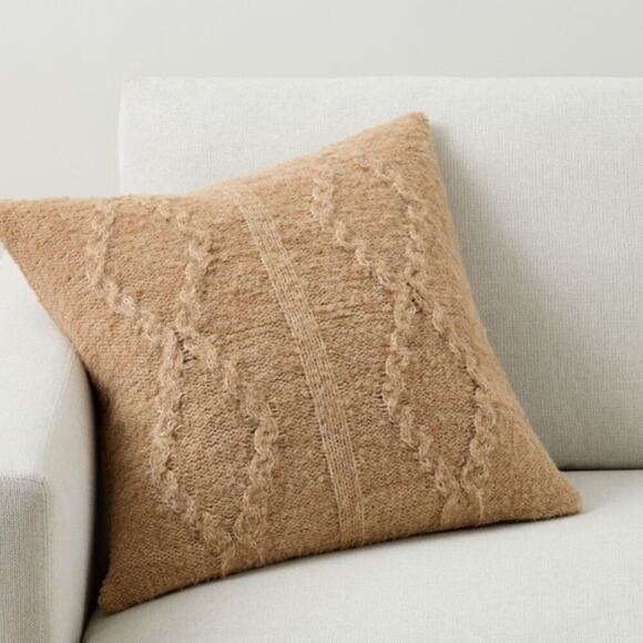 Pottery Barn Diamond Cable Knit Throw 50 x 60 + 2 Pillow Covers 20 Sq. Brown NEW - Picture 8 of 8